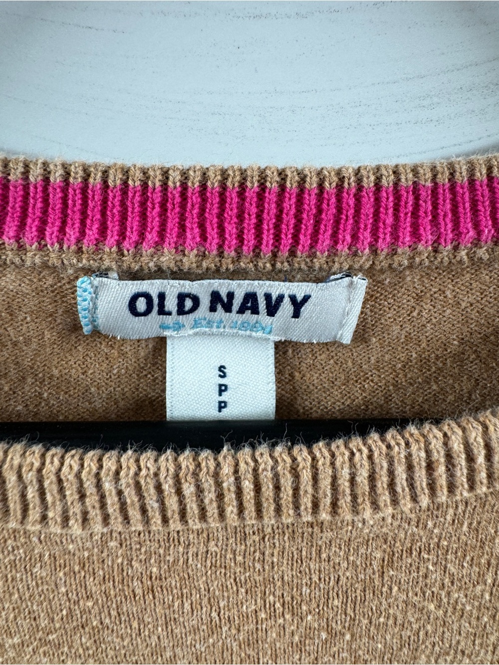 Old Navy Fox Graphic Sweater – Women's Small 100% Cotton - Picture 4 of 8